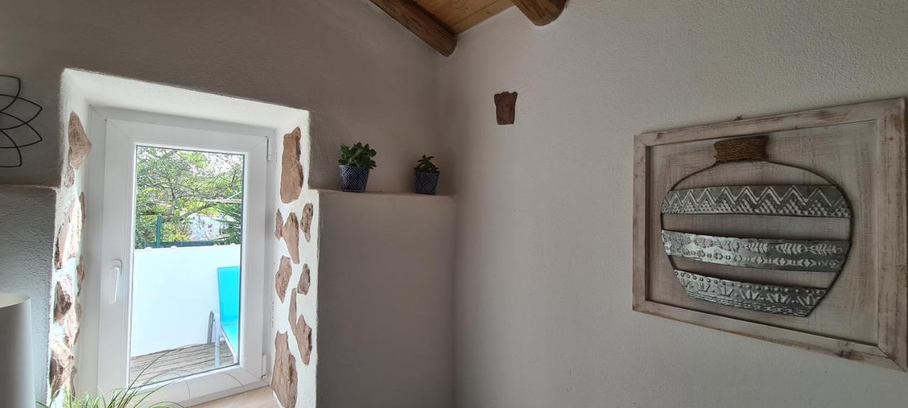 Beautiful House In Stunning Nature, 22 Minutes From Beaches, 5 Minutes To Lake, Air Condition Cool And Heat, And Very Fast Internet In All Rooms, Dishwasher, Washing Machine And Induction Cooking Силвеш Экстерьер фото